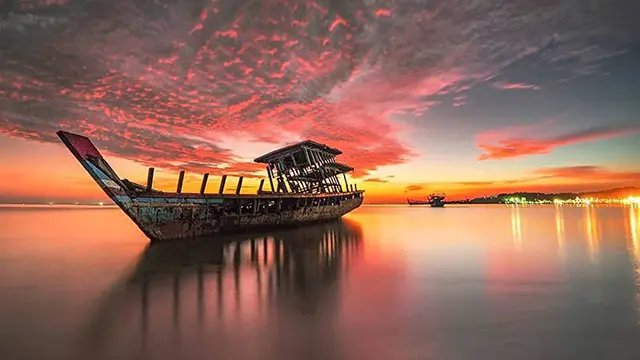 [Bintang] 15 Tempat yang Tepat untuk Jatuh Cinta dengan Indonesia