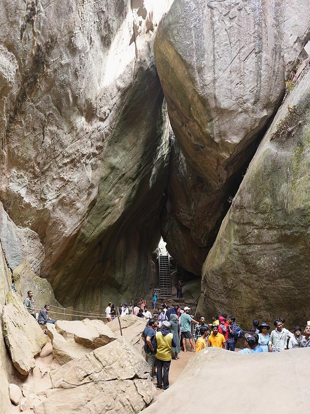 Edakkal Caves