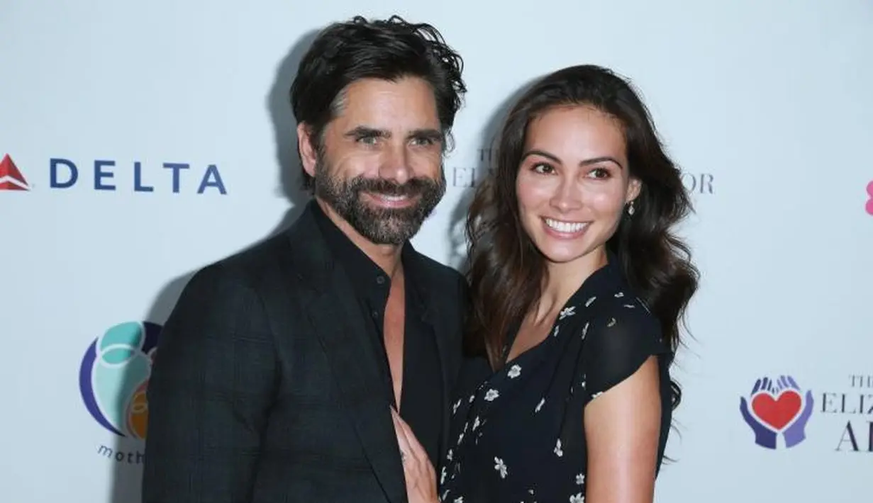 Perampokan tersebut terjadi pada hari Jumat, 2 Februari waktu setempat. Sementara pernikahan mereka dilaksanakan pada akhir pekan. (nydailynews.com)