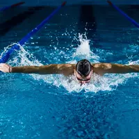 Ilustrasi Gaya Renang Credit: unsplash.com/Gentrit