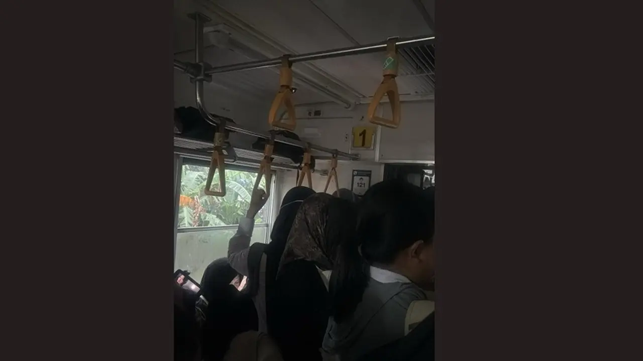 KAI Commuter menyampaikan adanya kendala operasional perjalanan Commuter Line Rangkasbitung pada Senin sore (4/5/2026).