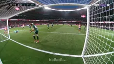 Berita video highlights La Liga 2017-2018, Atletico Madrid vs Real Betis, yang berakhir dengan skor 0-0. This video presented by BallBall.