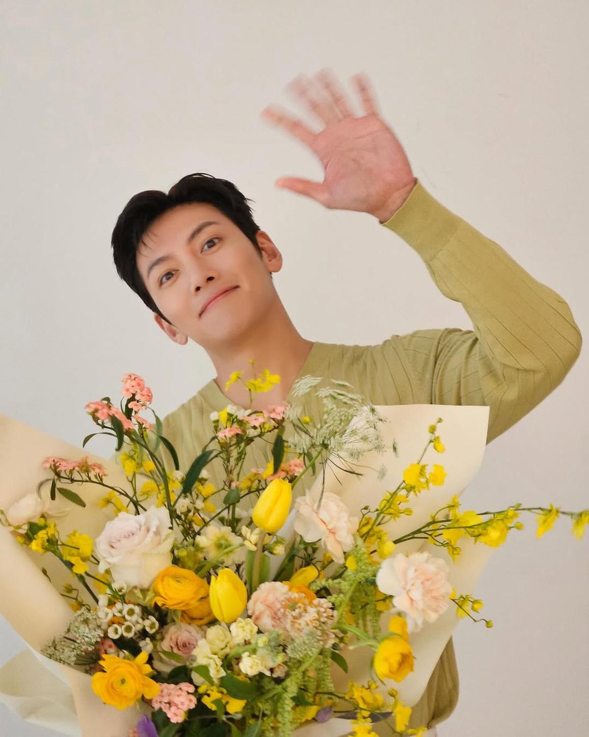 Deretan Artis Korea yang Terlahir Kaya vs Sukses karena Kerja Keras Sendiri