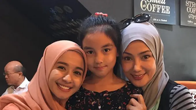 [Bintang] Bella - Engku Emran