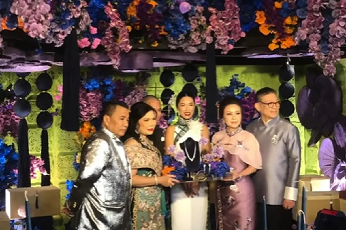Pesona Anggun Winona Delany Tandra, Calon Mantu Hotman Paris Kenakan Cheongsam Saat Sangjit