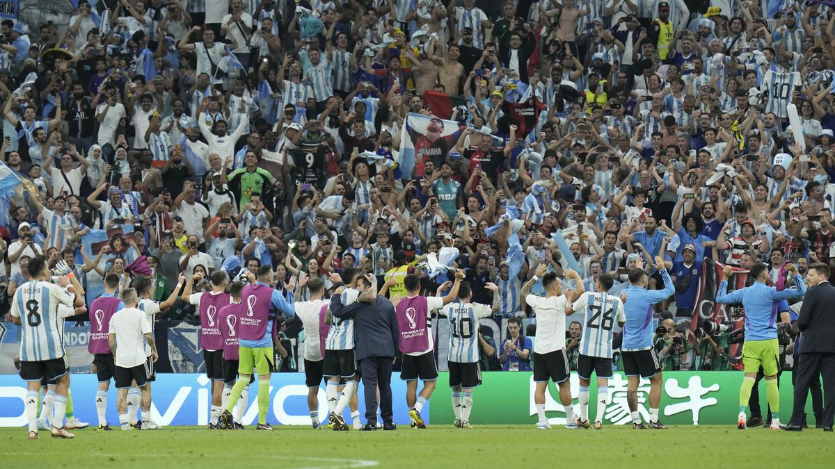 Fans Garis Keras, Wonderkid PSM Senam Jantung Lihat Permainan Argentina