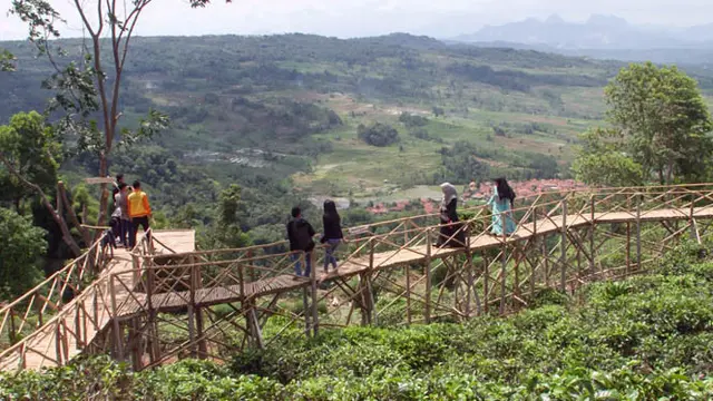 Menikmati Keindahan Wisata Eksotik Batu Apung Purwakarta - Regional