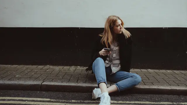 [Bintang] Ilustrasi Jeans