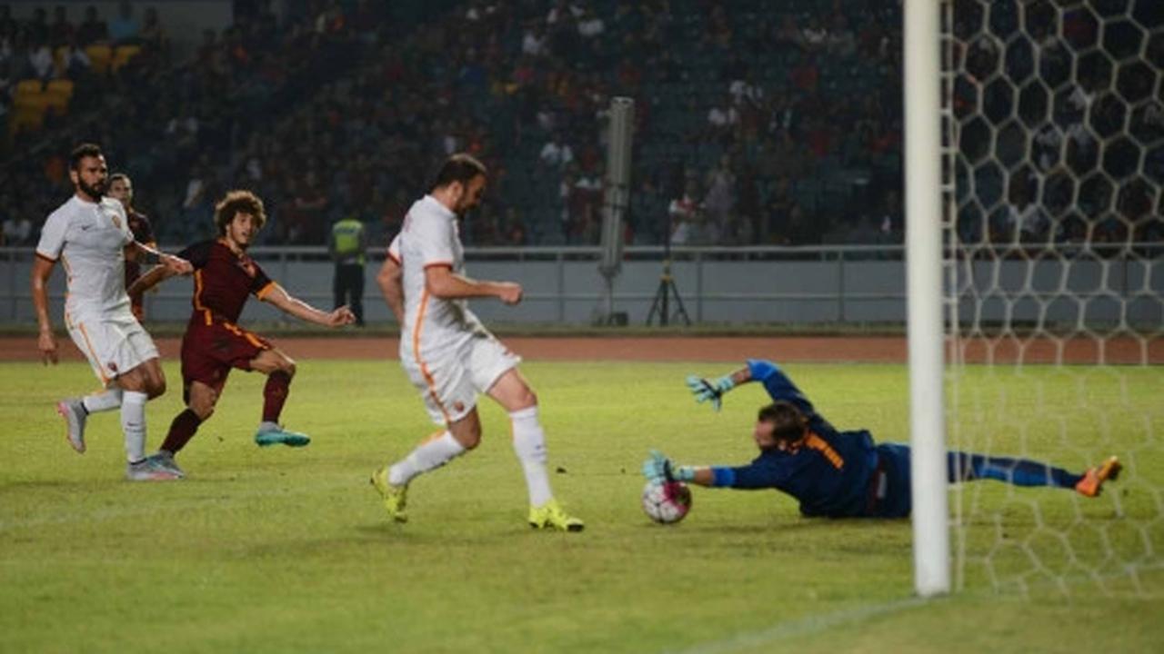 Aksi Totti dkk di laga AS Roma Indonesia Day 2015