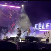 Xdinary Heroes di Prambanan Jazz 2026 (© KapanLagi.com/Febi Anindya Kirana)