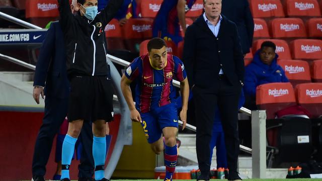 Superstar Liga Spanyol Pedri Gonzalez Calon Suksesor Andrea Iniesta Di Barcelona Spanyol Bola Com
