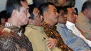 Wagub DKI Djarot Saiful Hidayat (kedua kiri) usai menerima nota penugasan dari Mendagri, Tjahjo Kumolo di Balai Agung Jakarta, Selasa (9/5). Djarot menjabat Plt Gubernur hingga masa jabatannya habis, Oktober 2017. (Liputan6.com/Helmi Fithriansyah)