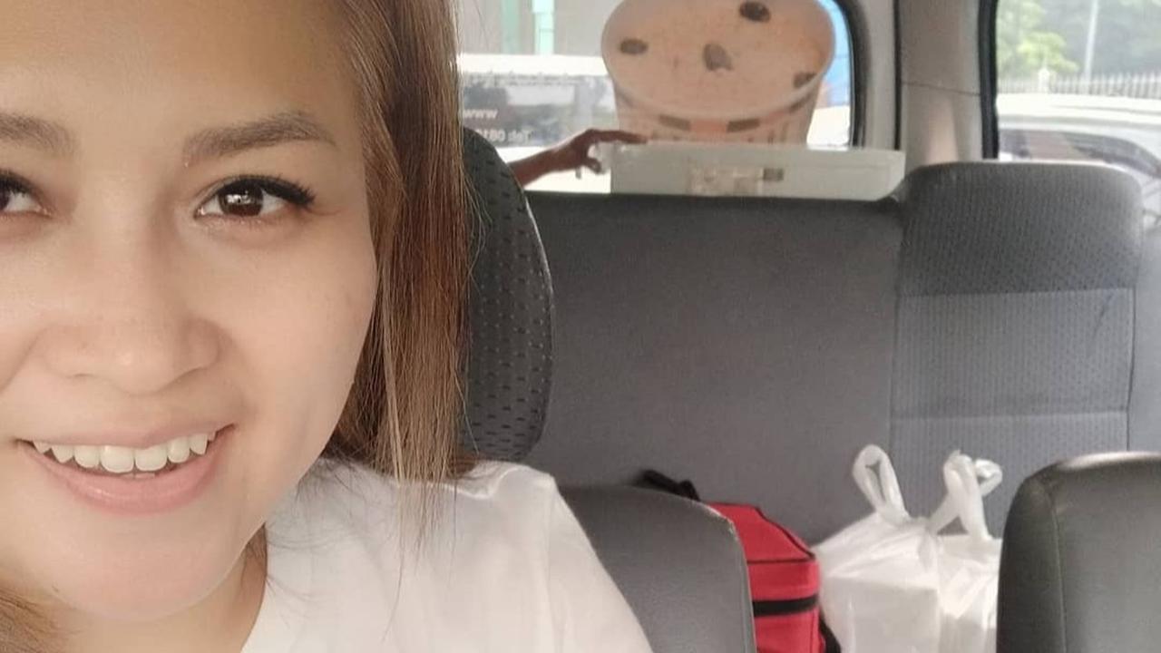 Potret Cantik Putri Kasino Warkop Hanna Sukmaningsih yang Jarang Sekali Tersorot, Jago Masak dan Buat Kue