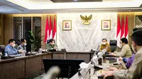 Ombudsman ke Menko Airlangga: Masyarakat Paling Sering Mengadu soal Restrukturisasi Kredit