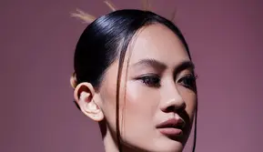 Cecil Yang. (ist.)