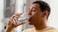 How to Drink Water More: 8 Tips to Increase Your Daily Intakes