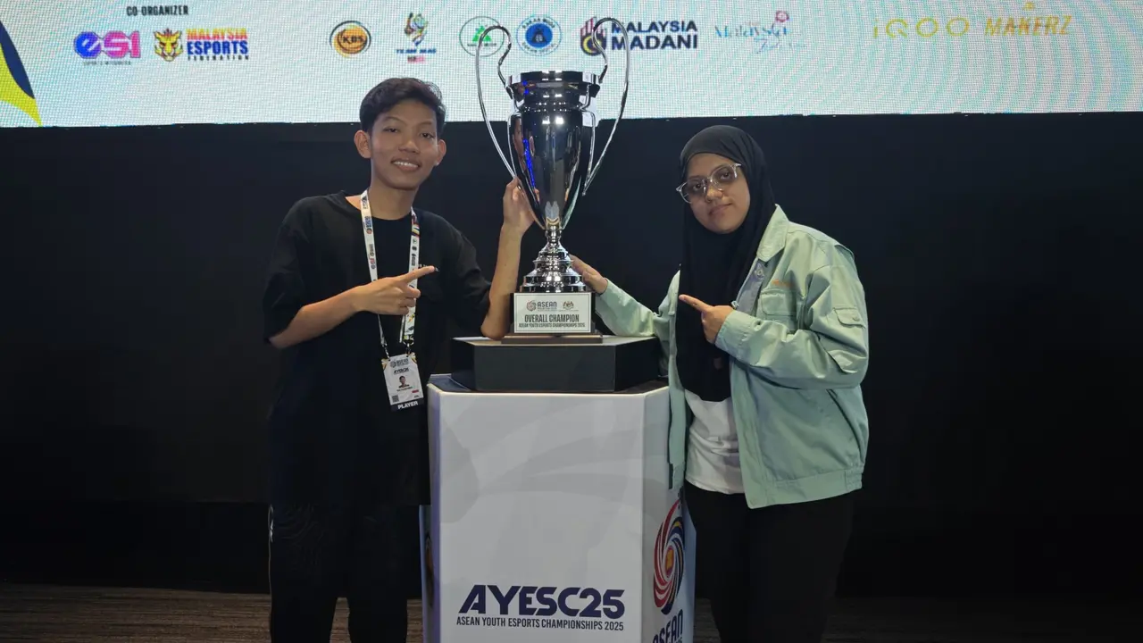 Tim Esports eFootball Mobile Indonesia Borong 3 Emas di AYESC 2025
