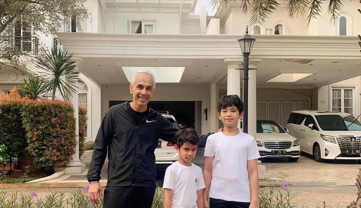 Bunga Zainal (Instagram/bungazainal05)