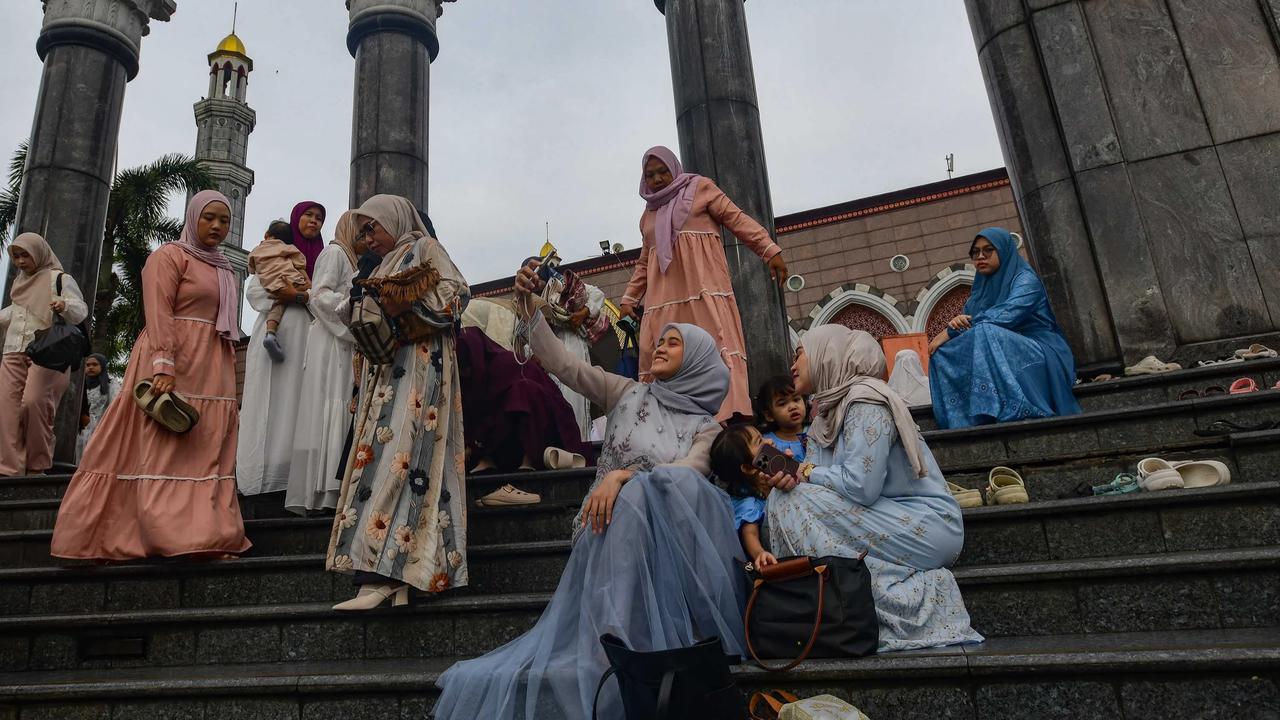 FOTO: Shalat Idul Fitri 1447 Hijriah di Mesjid Kubah Emas Depok Berlangsung Khidmat