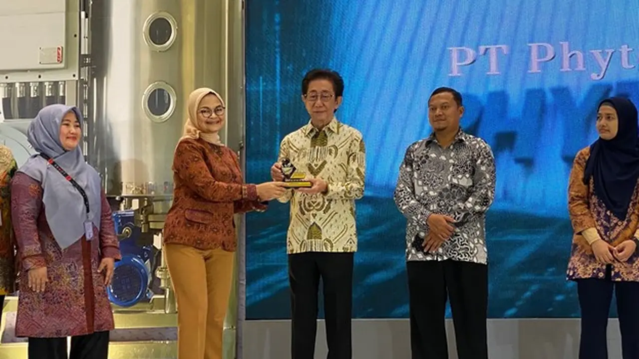 Sido Muncul Raih Penghargaan dari BPOM Atas Komitmen Menjamin Mutu Produk dan Menjaga Kontinuitas Bahan Baku