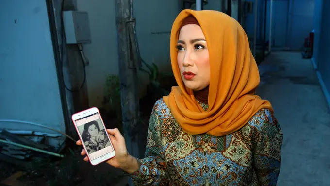 [Bintang] Desy Ratnasari