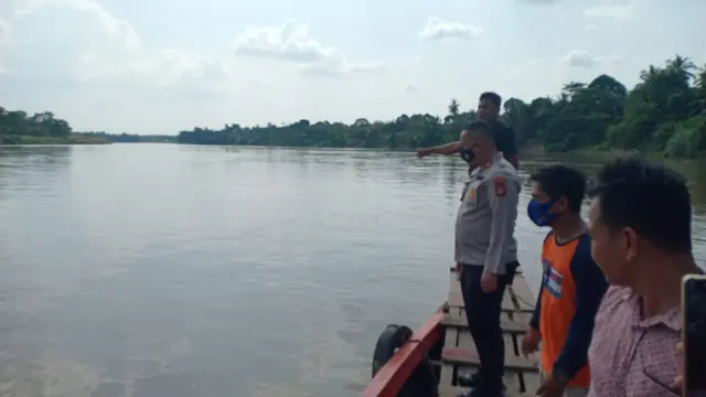 Sempat Berenang Pakai Toples, Pria di Ogan Ilir Tenggelam Karena Perahunya Bocor