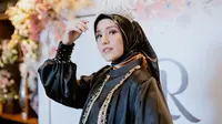 LaReine merilis dua koleksi perdananya, yakni seri hijab voal premium, Kralice Series, dan seri hijab satin premium, Lumiere Series. (dok. LaReine)