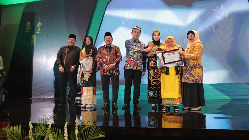 Kemenag memberi penghargaan kepada 11 Penyuluh Agama Islam (PAI) dalam perhelatan PAI Award 2024. (Istimewa)