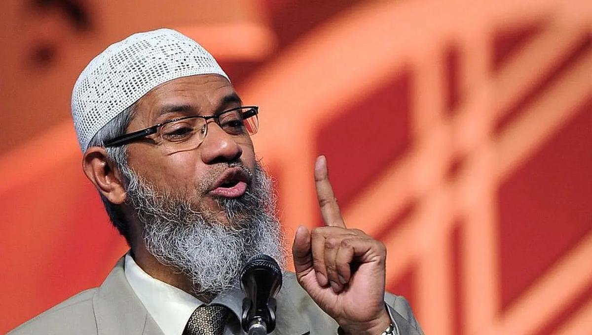 profil zakir naik