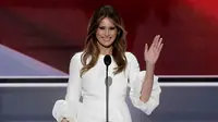 Penampilan Seksi Melania Trump di Layar Kaca