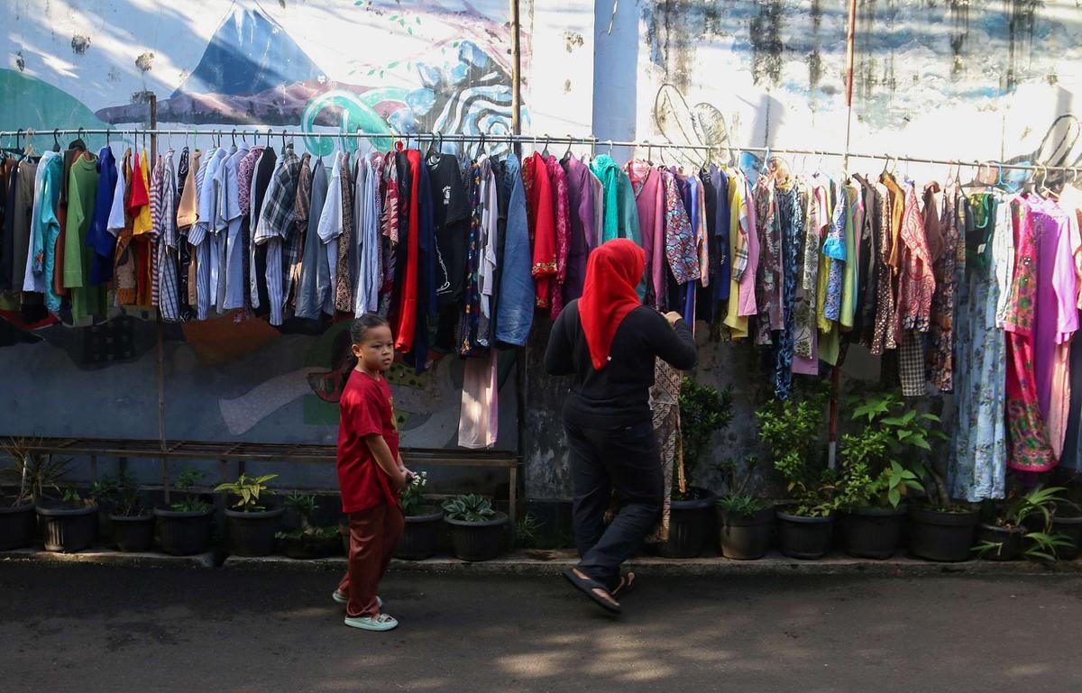 Warga Jatipadang Gelar Bazar Ramadan