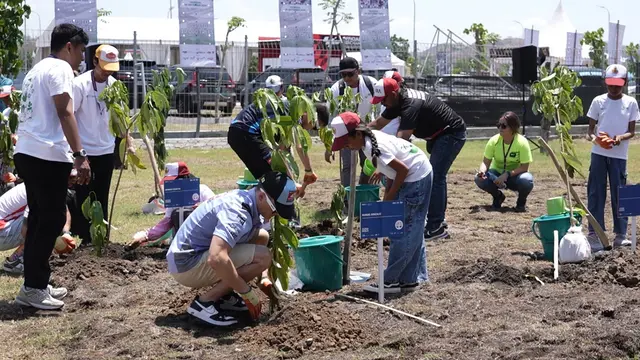 Journey to Green Tourism Mandalika: Tanam 10.000 Bibit Pohon untuk Pariwisata Berkelanjutan