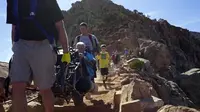 Kompak, Sekeluarga Mendaki Gunung 