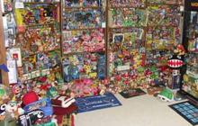 Wow, pria ini koleksi 8.030 memorabilia video game!