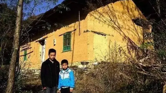 Kakak Beradik Hanya Punya 15 Kentang Setelah Ditinggal Orangtua