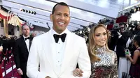 Mantan Tunangan Jennifer Lopez Rilis Concealer Khusus untuk Pria