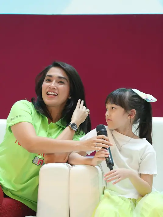 Ussy Sulistiawaty -Fimela Fest 2019 (Daniel Kampua/Fimela.com)