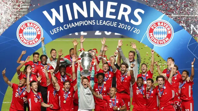 Momen Emosional Pemain Bayern Munchen Saat Mengangkat Trofi Liga Champions