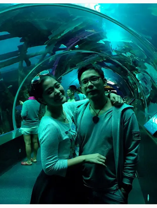 Sekitar setahun kemudian, Gracia Indri dan David Noah meresmikan hubungannya. Indra Bekti sempat kaget dengan kabar pernikahan keduanya. Indra menduga Indri akan menikah dengan Samuel Zylgwyn. (Instagram/graciaz14)