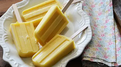 Es krim nanas segar, perpaduan sempurna rasa manis dan asam