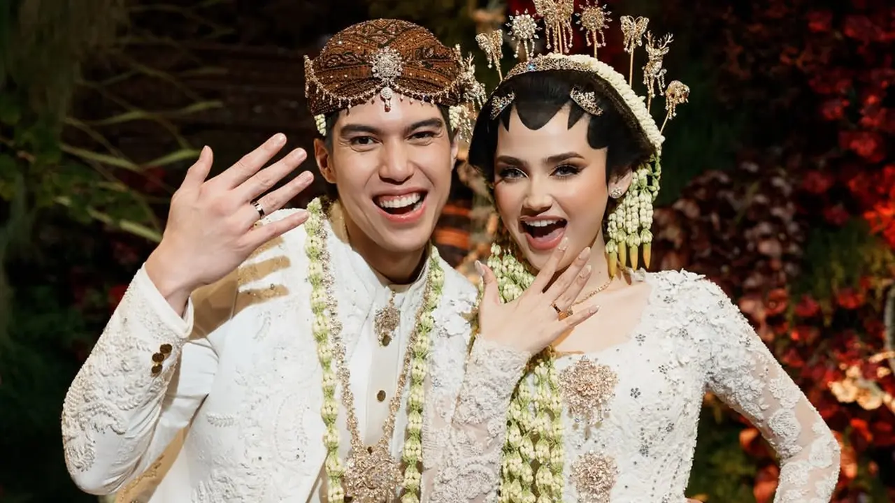 Terungkap Harga Cincin Nikah El Rumi dan Syifa Hadju, Ikuti Jejak Sang Kakak Pakai Cartier