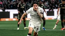 Ekspresi emosional bek Borussia Monchengladbach setelah mencetak gol kemenangan atas Union Berlin dalam laga pekan ke-24 Bundesliga 2025/2026, Minggu (1/3/2026). (Instagram Kevin Diks)