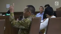 Mantan Sekretaris Mahkamah Agung (MA) Nurhadi Abdurachman saat menjadi saksi pada sidang lanjutan dugaan suap terkait pengurusan sejumlah perkara dengan terdakwa Eddy Sindoro di Pengadilan Tipikor, Jakarta, Senin (21/1). (Liputan6.com/Helmi Fithriansyah)