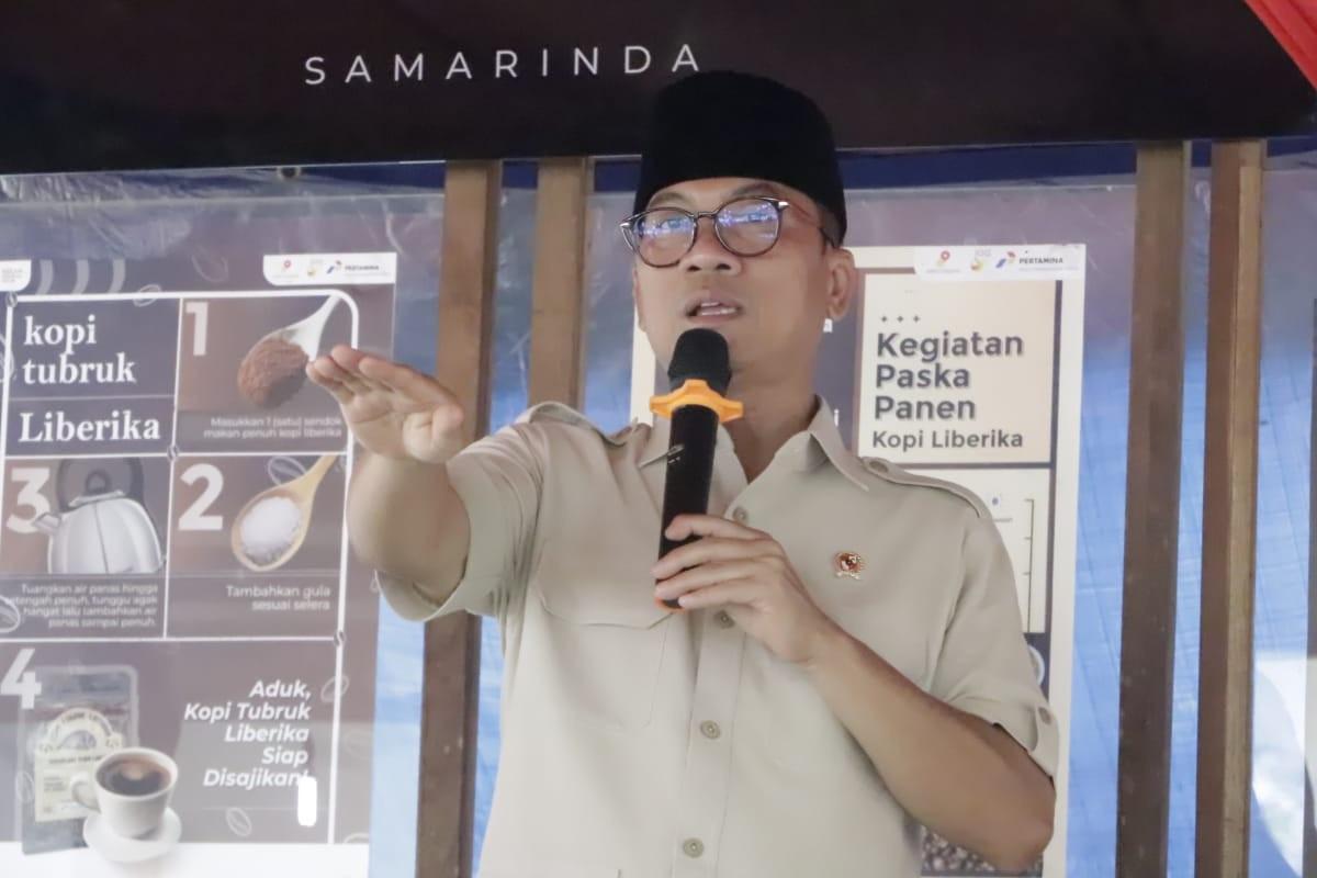 Mendes PDT Yandri Susanto Temukan Potensi Kopi Luwak di Kukar