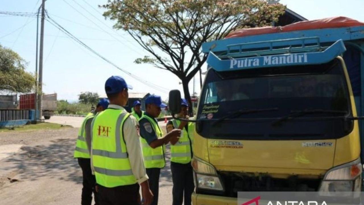 Bukan Hanya SIM, KSOP Badas Gencarkan Penertiban Truk Pelabuhan Badas, Banyak Dokumen Kedaluwarsa