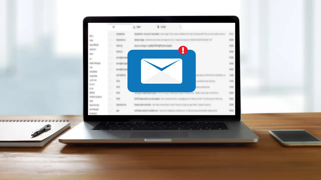 Fungsi Email