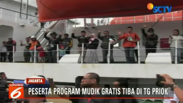 pemudik yang berasal dari Jawa Tengah diangkut dengan tiga kapal dari Pelabuhan Tanjung Emas, Semarang, dalam program mudik dan balik gratis.