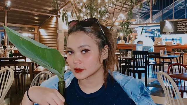Potret Dinda Safay