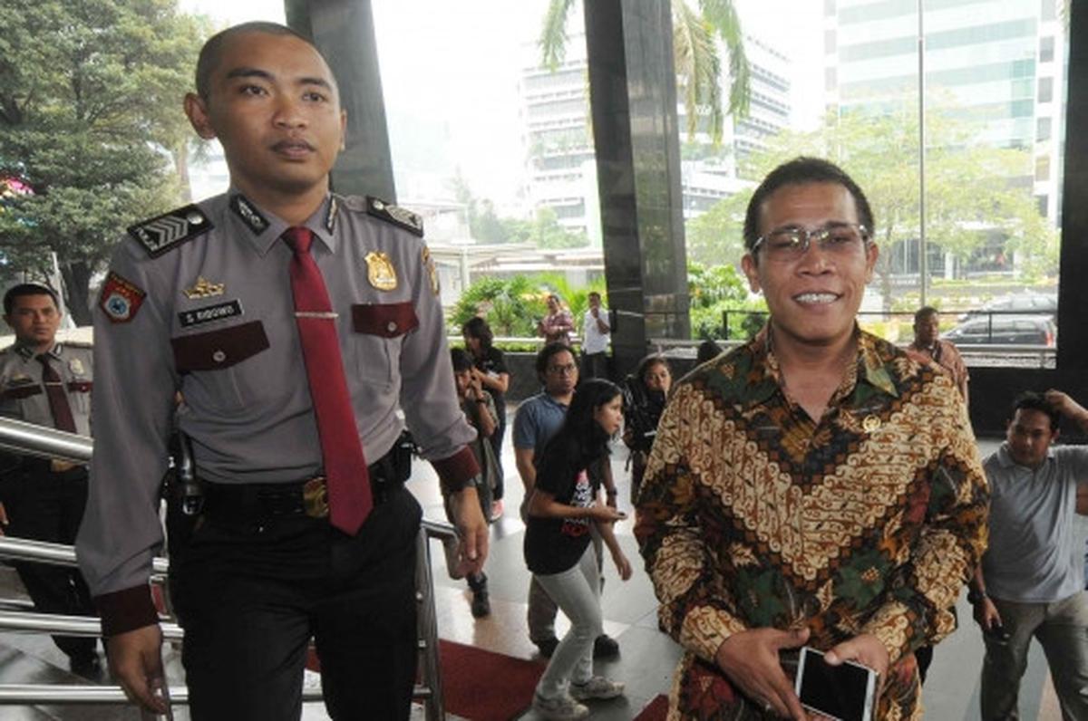 Politisi PDIP Masinton Pasaribu datangi KPK