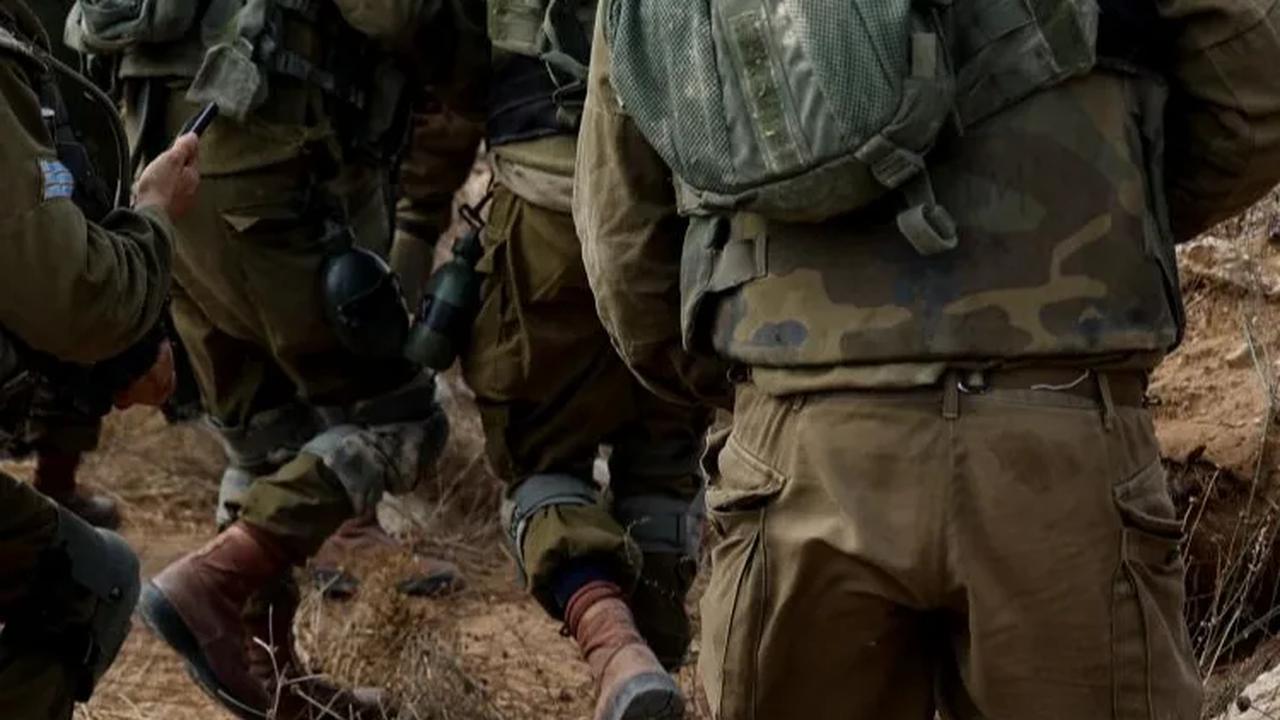 Kerja sama antara Palestina dan unsur-unsur tentara Israel telah memaksa Tel Aviv untuk mengambil tindakan keras terhadap banyak perwira dan tentaranya yang memberontak atau berkhianat. Mereka akhirnya 'disingkirkan' alias dibunuh.